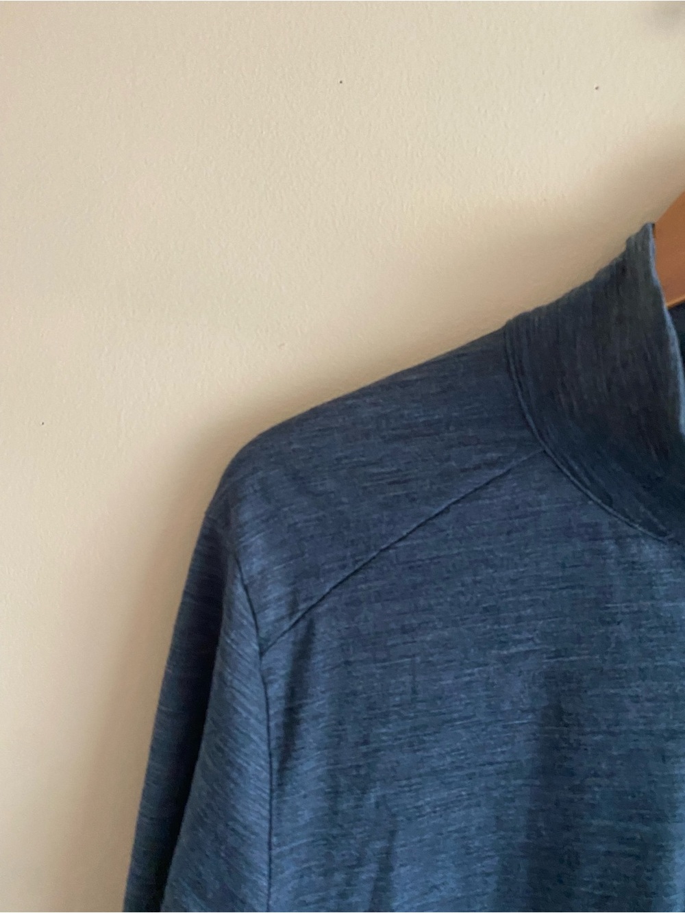 United Colors of Benetton Merino Wool 1/4 Zip Shirts L Lot of 2 - Picture 4 of 15